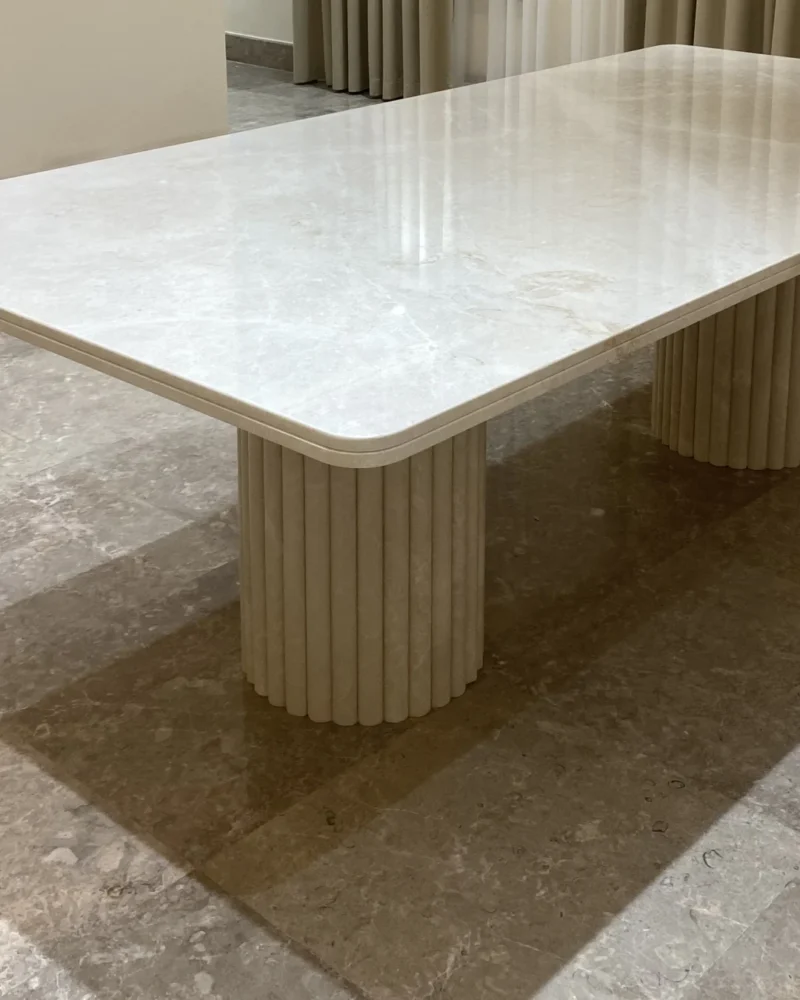 Lunaro Dining Table - Image 5