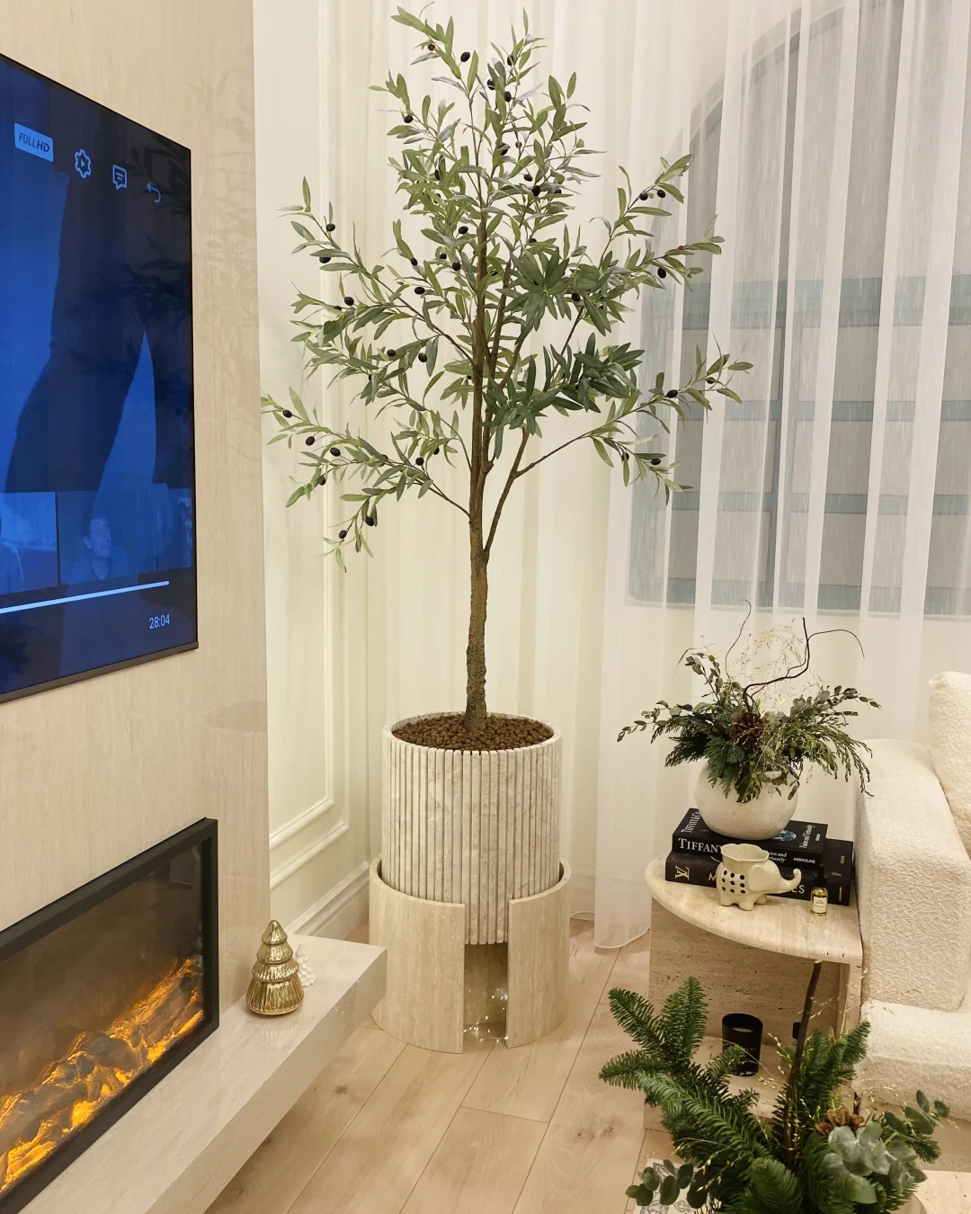 Luxuria Planter